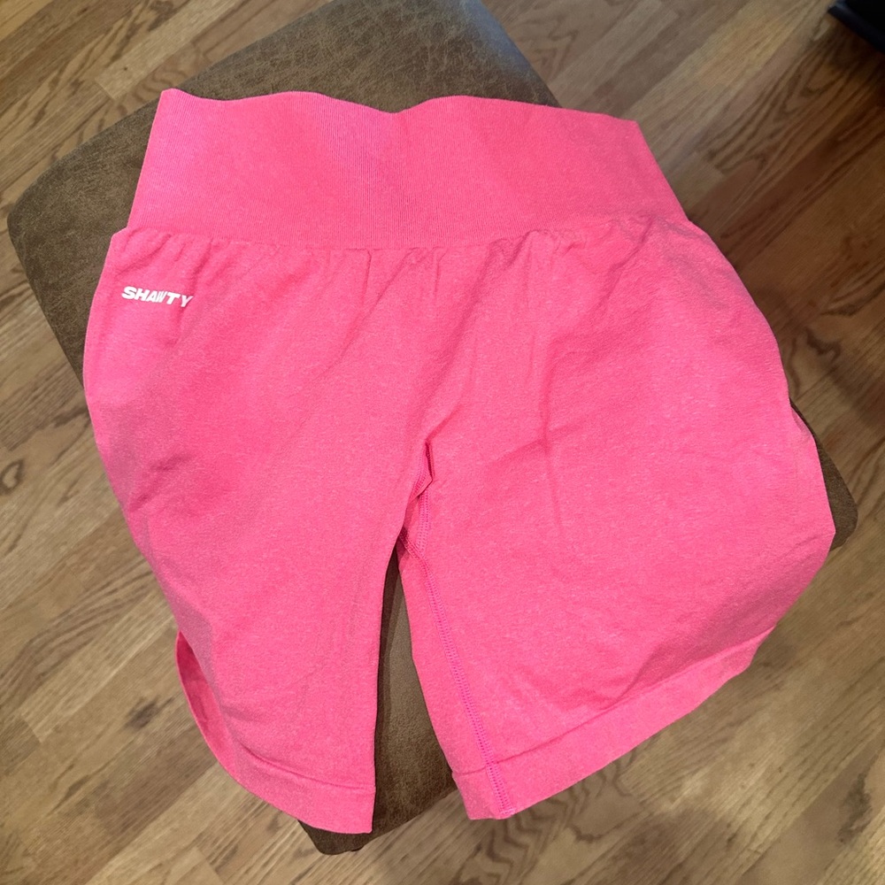 🩷shawty biker shorts